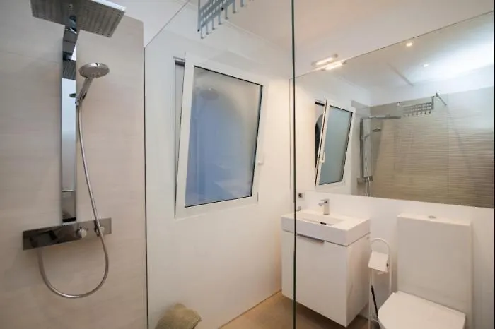 בית נופש Aqualuna אדחה